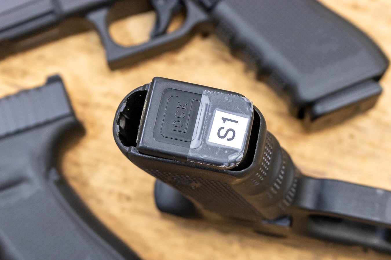 GLOCK 17 Gen4 MOS 9mm Police Trade-in Pistol (Good Condition)
